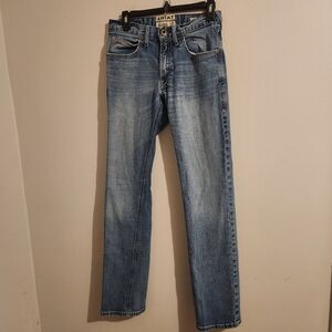 Ariat Men's Relaxed Fit Jeans in Medium Blue